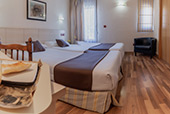 Economic Hostal Sierra de Madrid, Triple Room